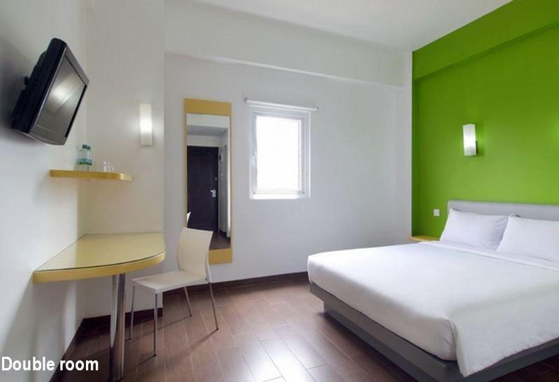 Amaris Hotel Senen Jakarta Exterior foto
